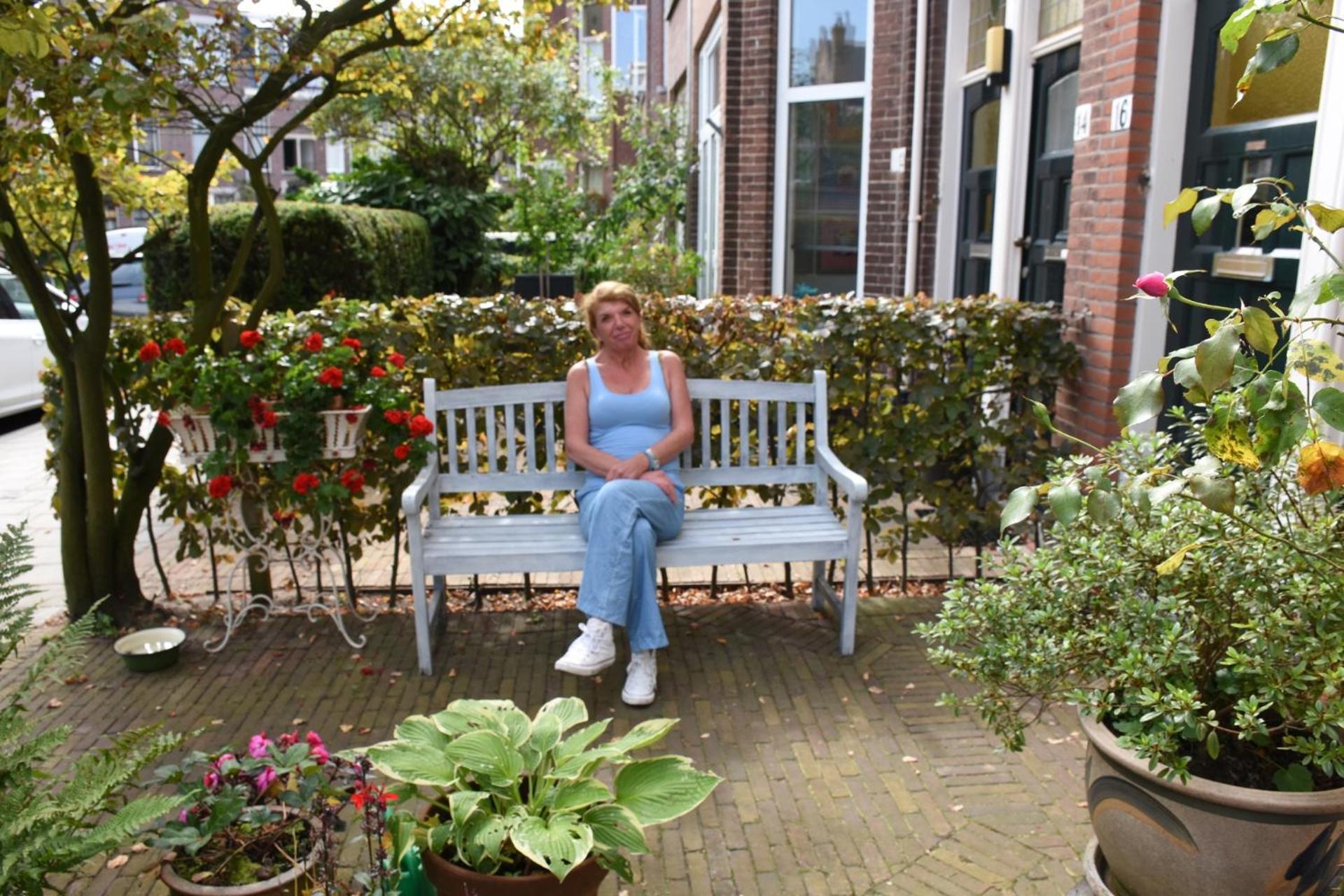 Bed & Breakfast Leonie กรุงเฮก ภายนอก รูปภาพ